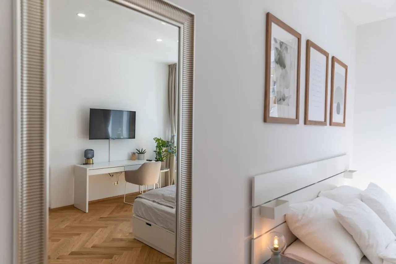 Vienna City Apartment
